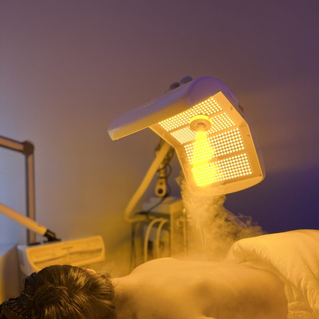 Relax under the best yellow LED light therapy at Face of Jules, a top spa in Los Angeles.